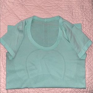 Lululemon swiftly tech top